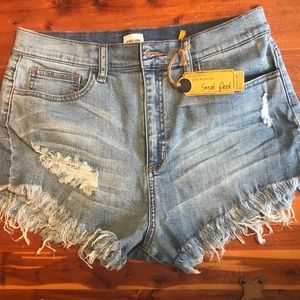 Sneek Peek High Rise Distressed Rip Jean Shorts